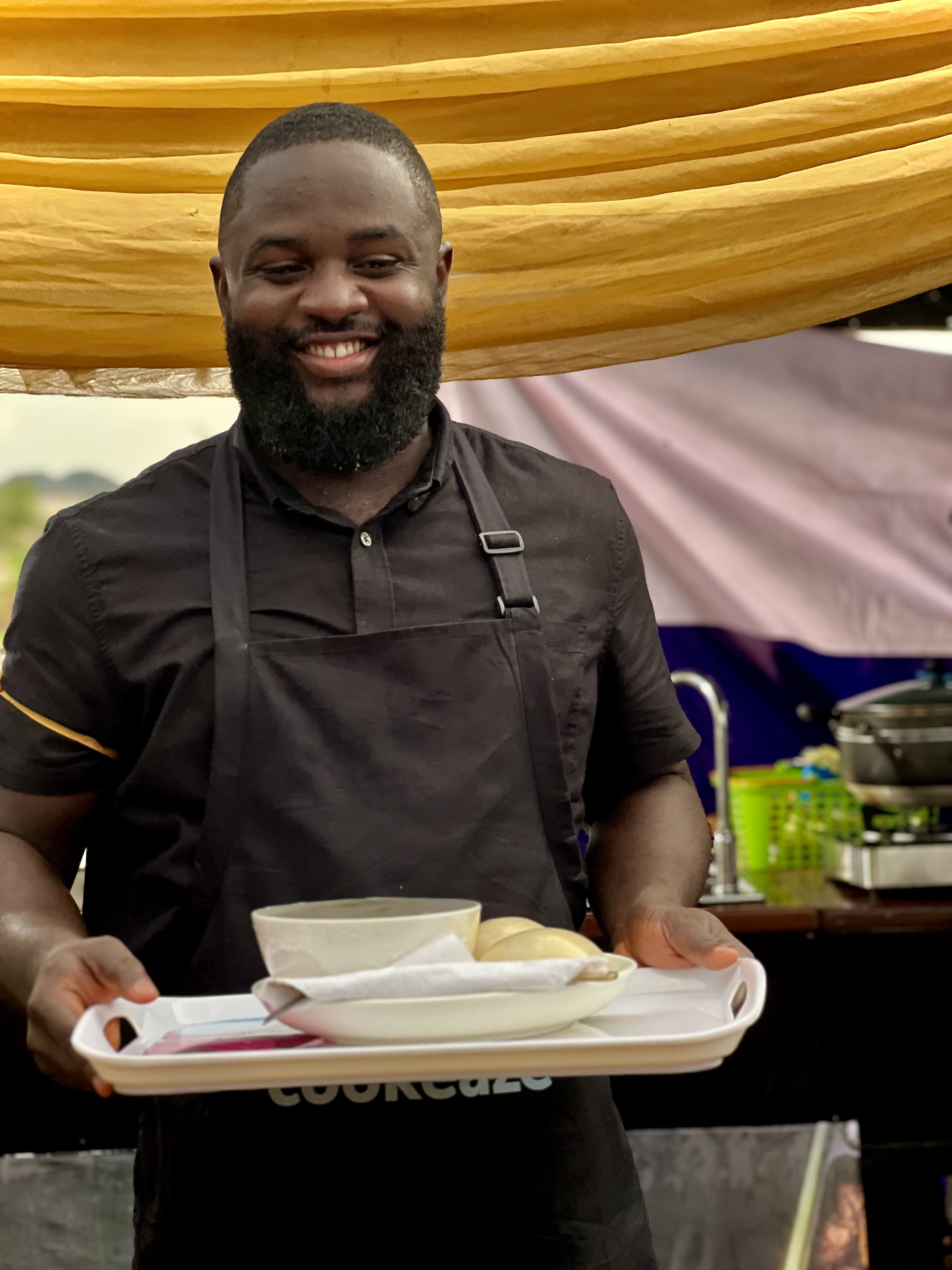 CookEaze photo cook3.png